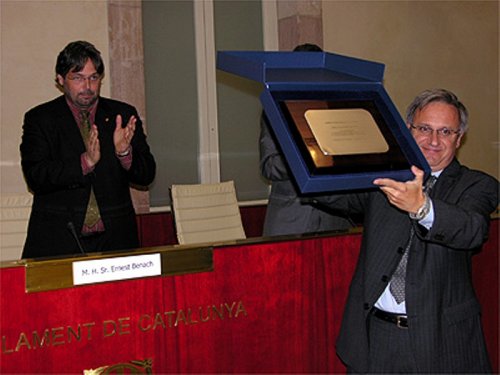 La Fundació Arrels, galardonada con el Premi Solidaritat 2004