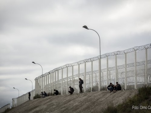 La situación actual de migrantes i solicitantes de axilo en las zonas fronterizas de los Estados Miembros de la Unión Europea