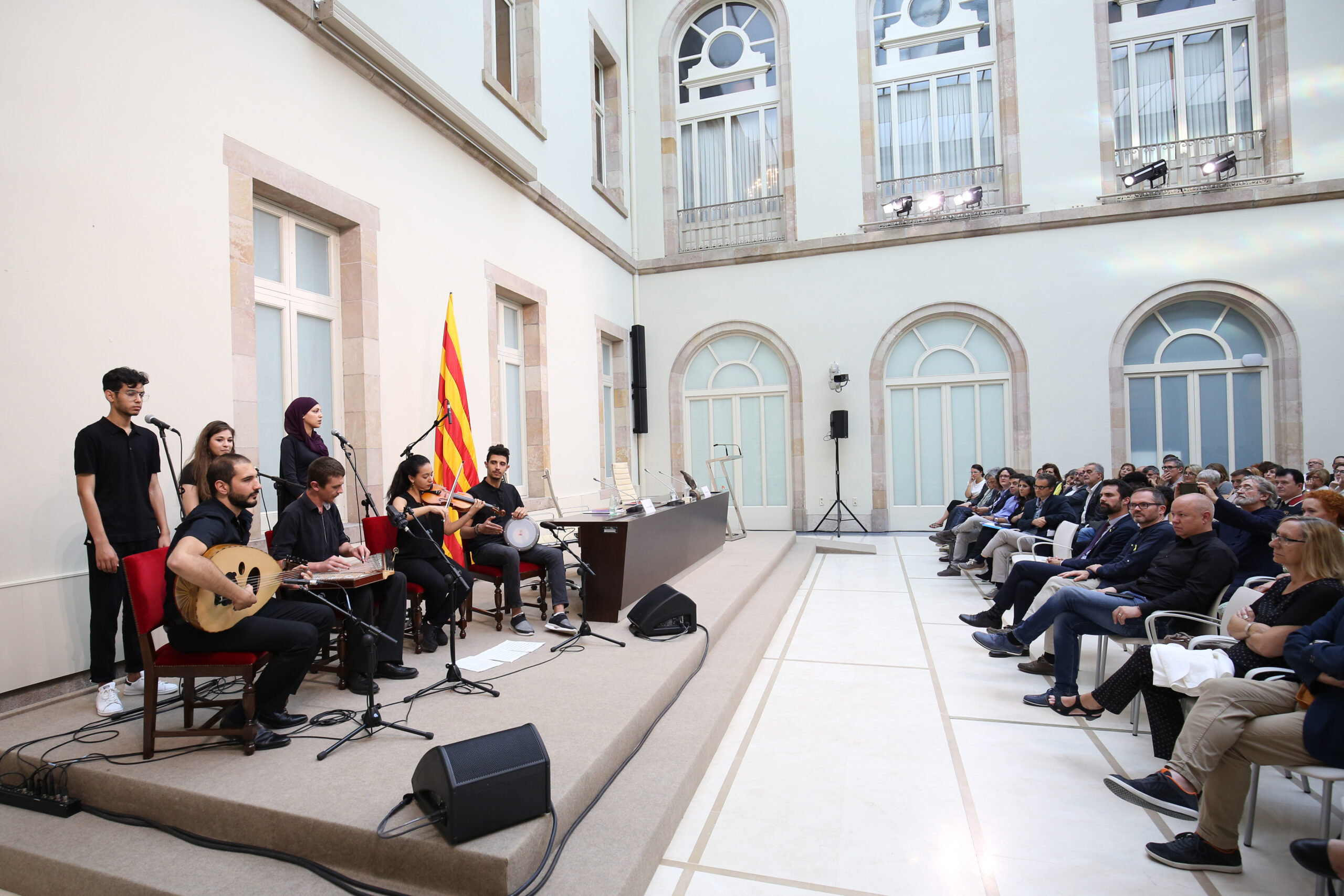 Entrega del Premi Solidaritat y la mención especial medios de comunicación a la asociación Punt de Referencia y a la periodista Ana Bernal Triviño